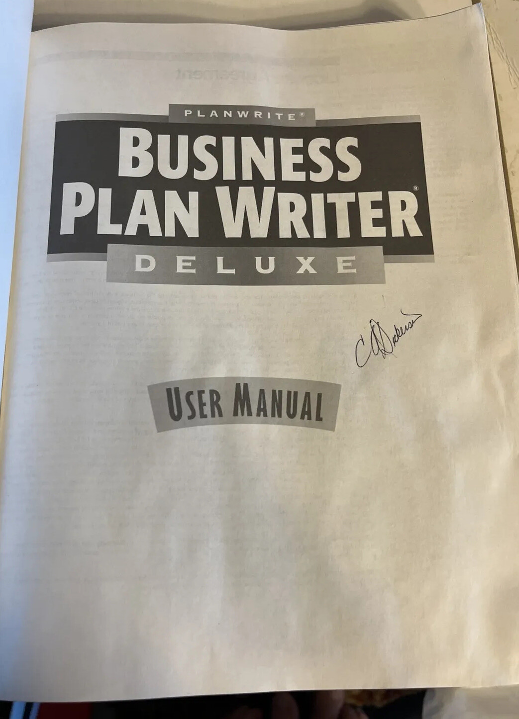PLANWRITE BUSINESS PLAN WRITER DELUXE. 520 Pages PB & CD 2000. Book Is Clean. de