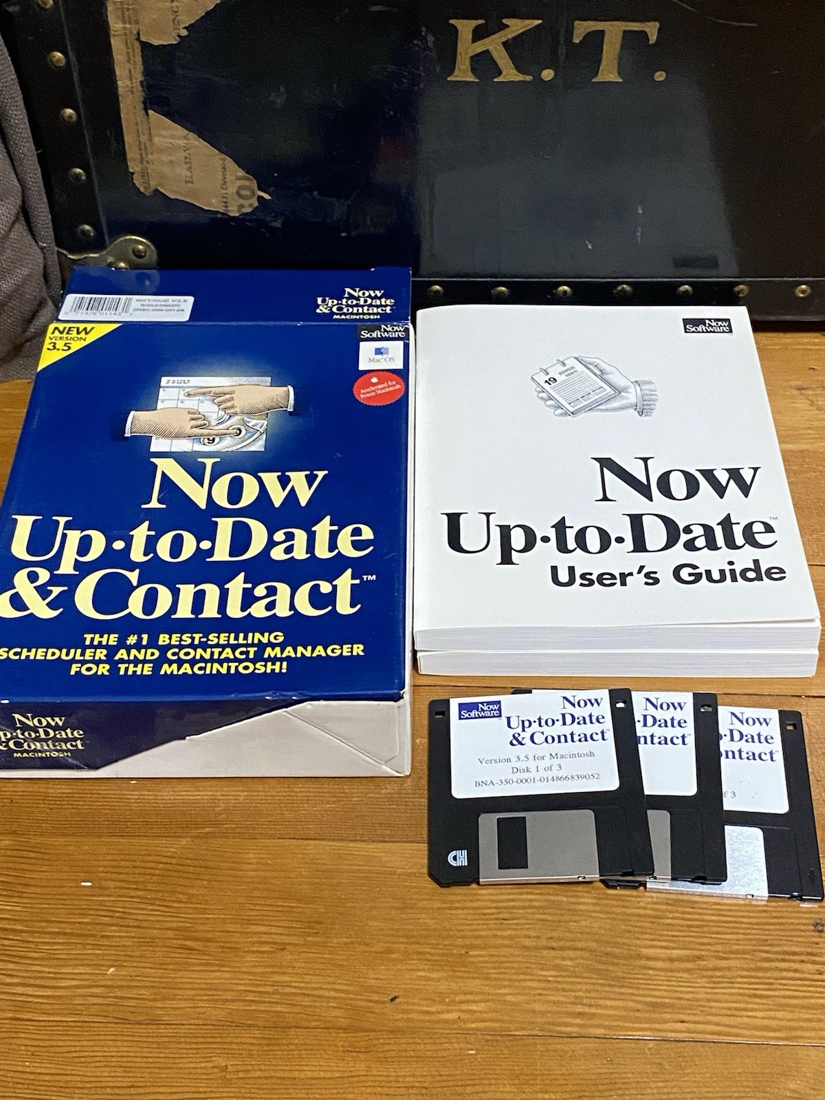 Vintage Software Now Up To Date & Contact Version 3.5 1995 Apple Mac OS