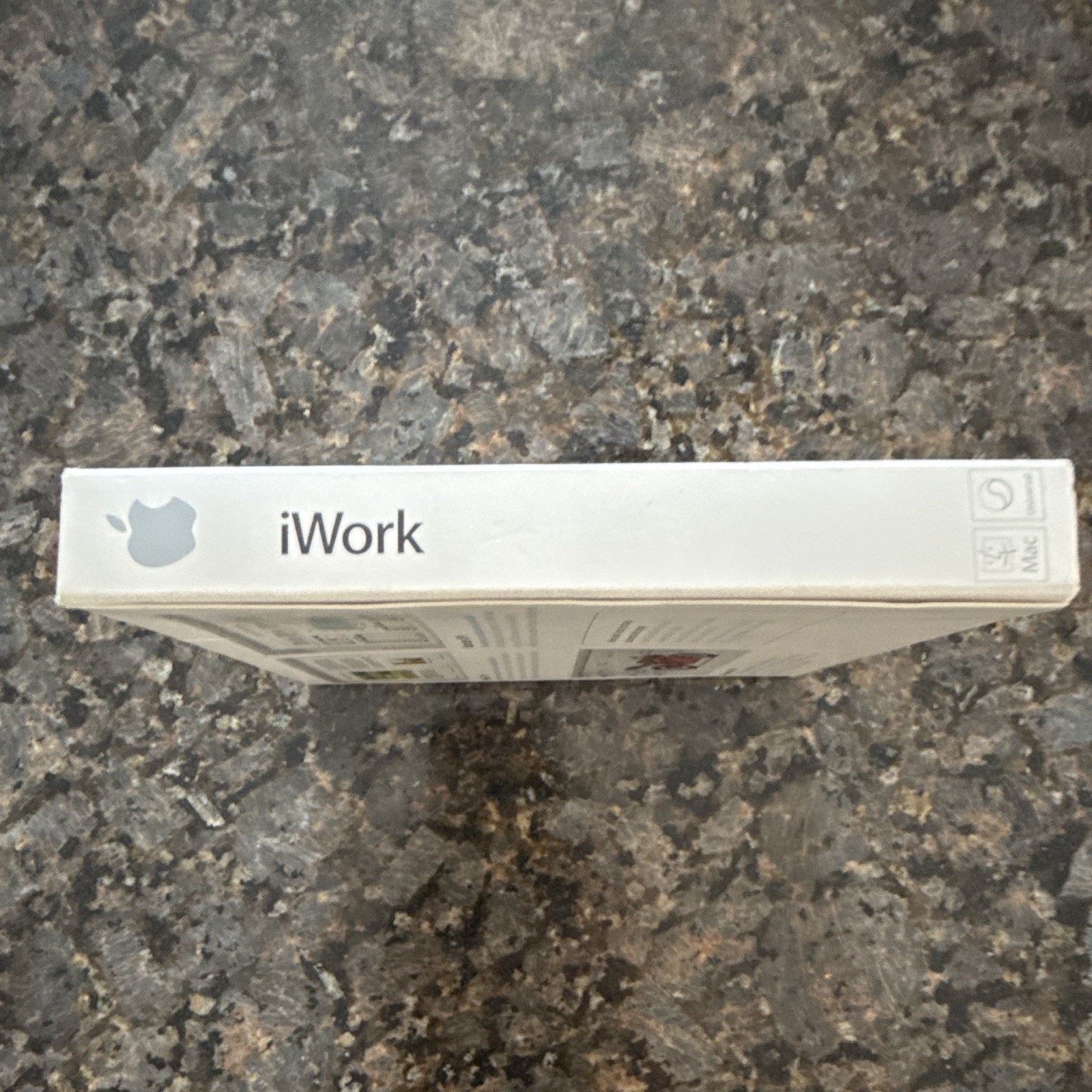 Apple iWork Family Pack v9.0.3 for Mac DVD English 5-Device MB943Z/A