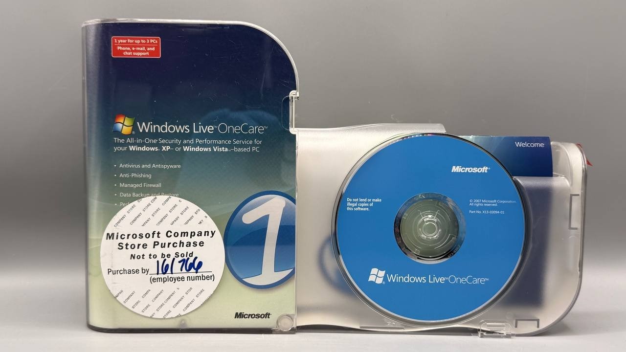 Set of 3: Windows Vista Ultimate Office Home & Student 2007 Windows Live OneCare
