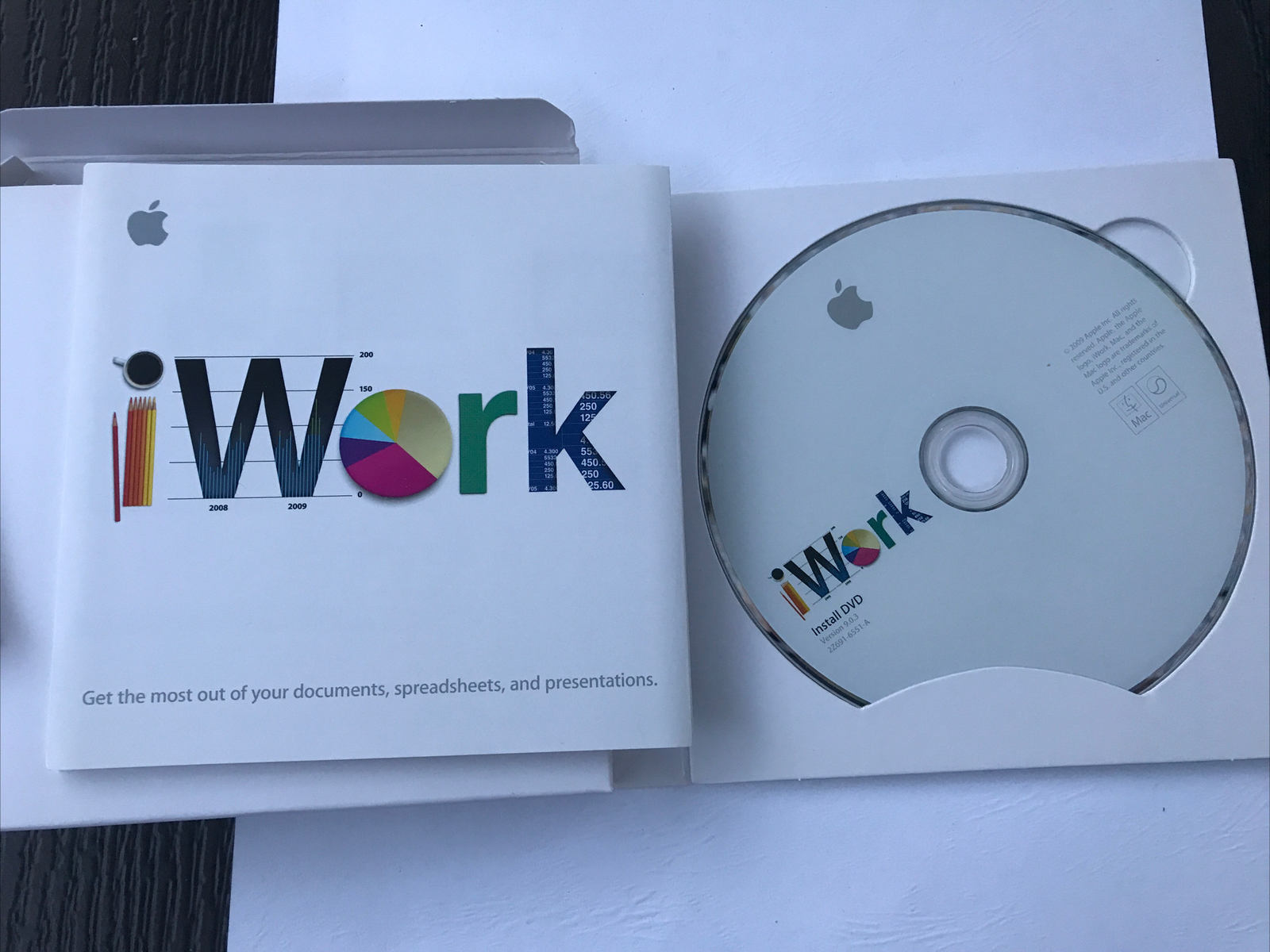 iWork ’09 Family Pack for Apple Mac MB943Z/A Pages Numbers Keynote
