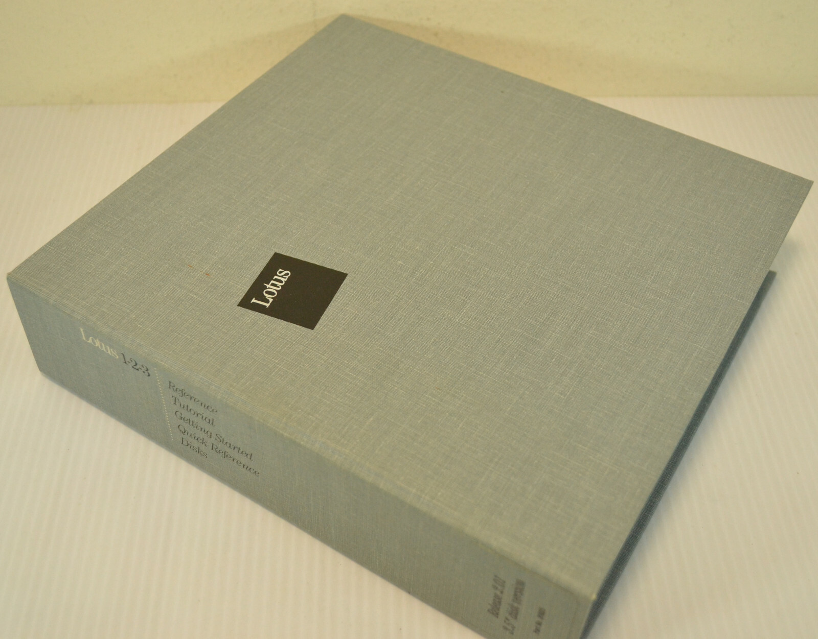 Vintage 1987 Lotus 123 Version 2.01 3.5″ Disk Software for IBM