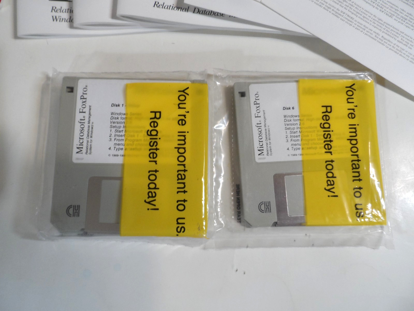 OPENED/SEALED CONTENTS – Microsoft FoxPro Database Management Ver. 2.6