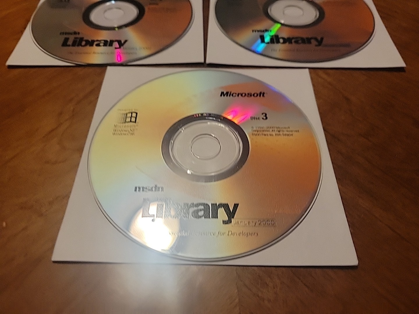 Microsoft Windows MSDN Library January 2000 Loose Discs – 1-3 – Tested Works