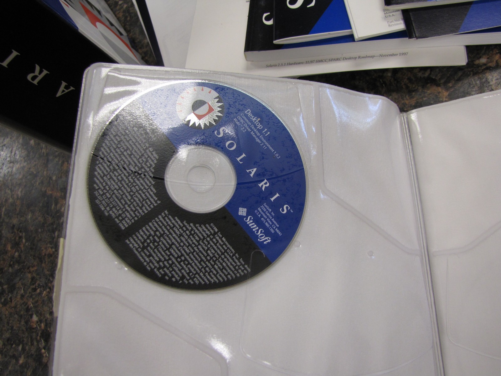 Vintage Sunsoft Solaris 2.5.1 Hardware 11/97 Desktop SPARC Platform Edition Set