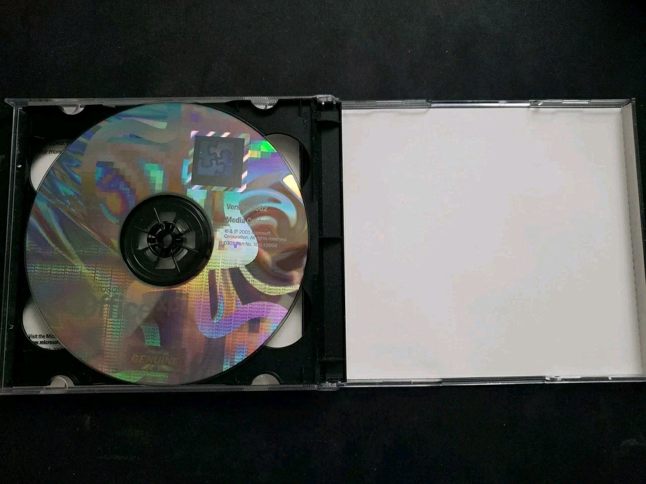 Microsoft Office XP Professional Version 2002 2-CD Set w/ Product Key