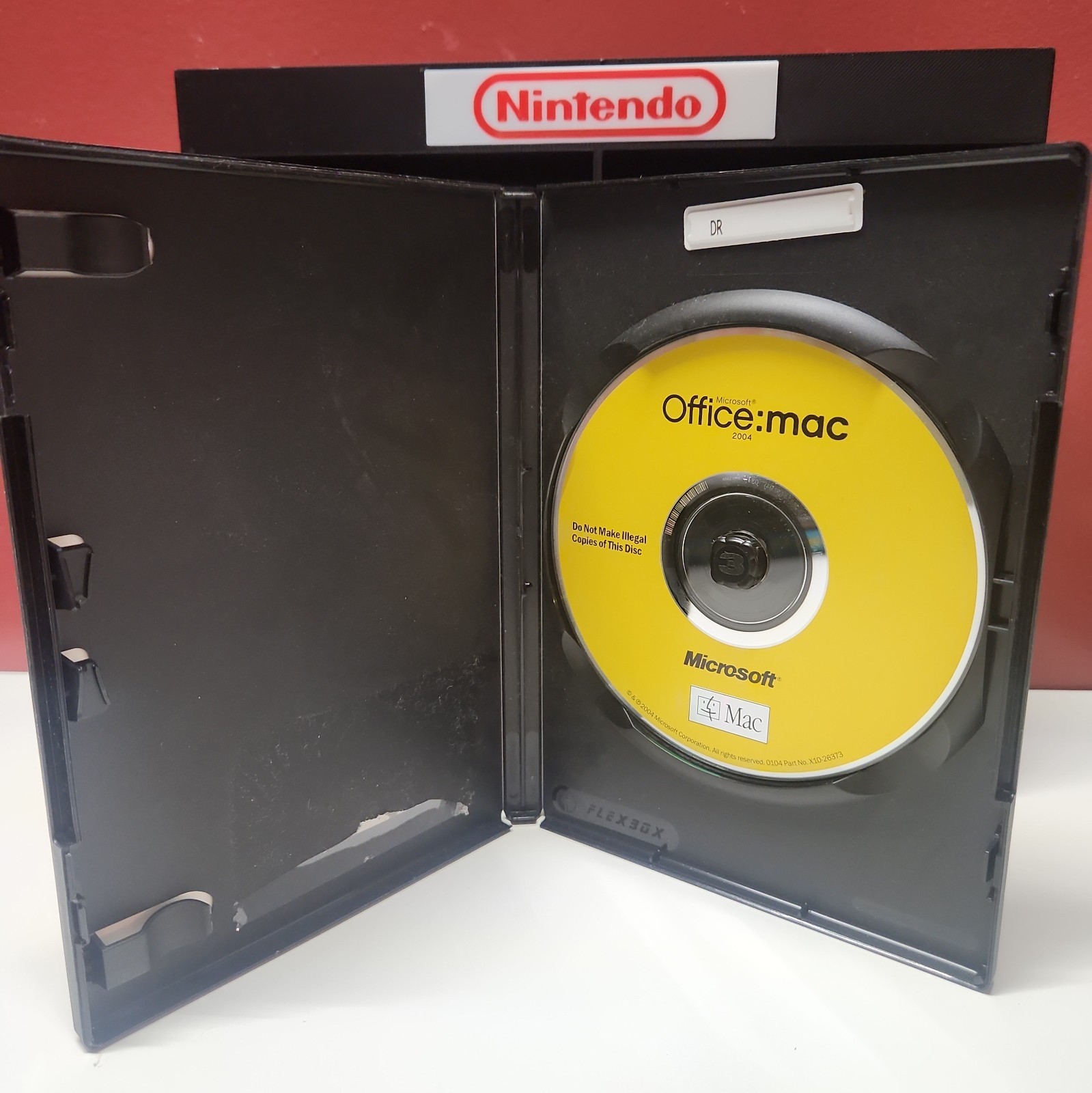 Microsoft Office Mac 2004 Disc w/ Key, Manual and Case X10-33159