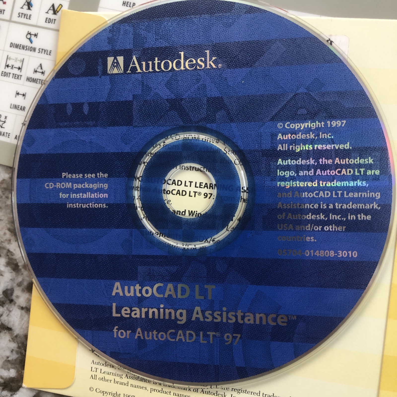 Autodesk AutoCAD LT 97 PC Vintage Software CD ROM Box & Learning Assistance Vtg
