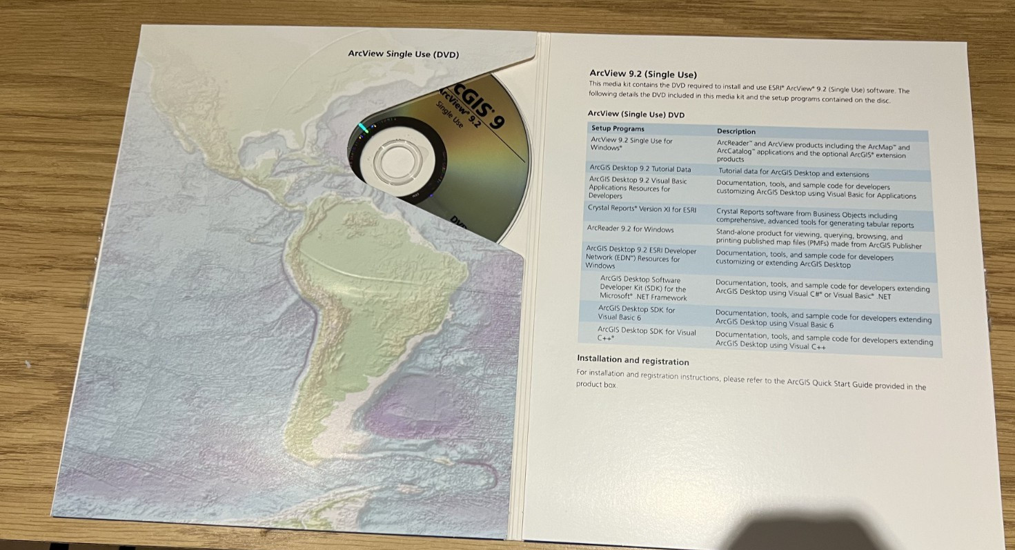 ArcGIS 9 Complete Set ArcView 9.2 Data & Maps Media Kit & Software GIS by ESRI