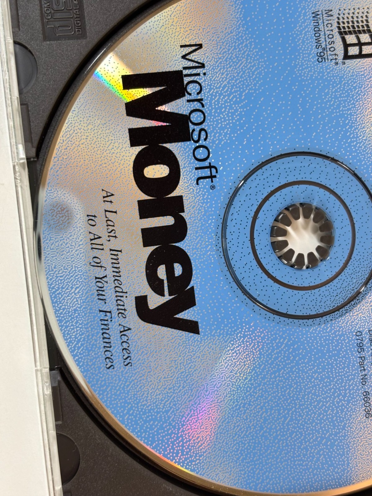 Microsoft Money Version 4.0 CD For Windows 95 Personal Finance Software W/ Key