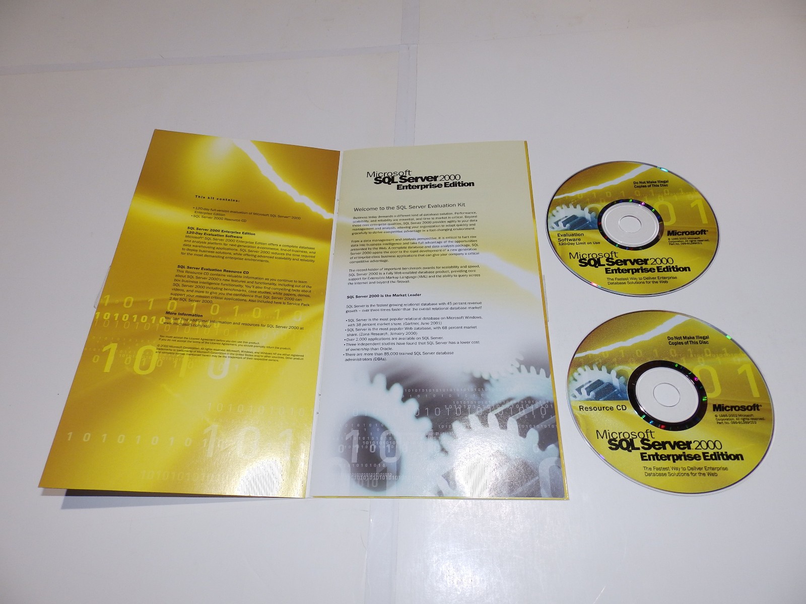 Vintage Software – Microsoft SQL Server v6.5 & v4.21 (full), v2000 EE (eval kit)