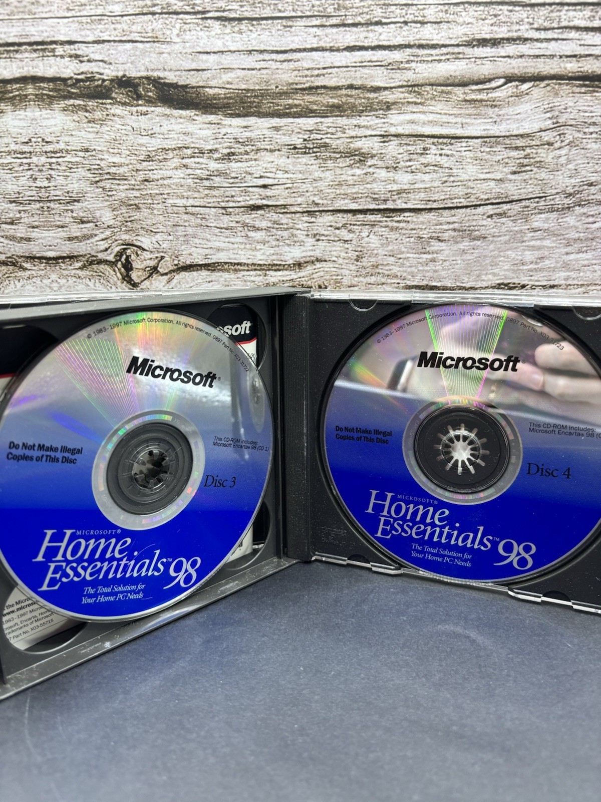 Microsoft Home Essentials 98 PC Software FOR Windows 95 4 Discs Original CD-ROM