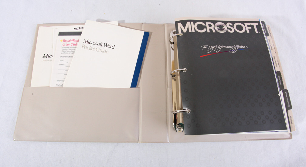 Microsoft Word v 3.0, 1986 Software w 8 5.25″ Floppy Disks & Reference Material