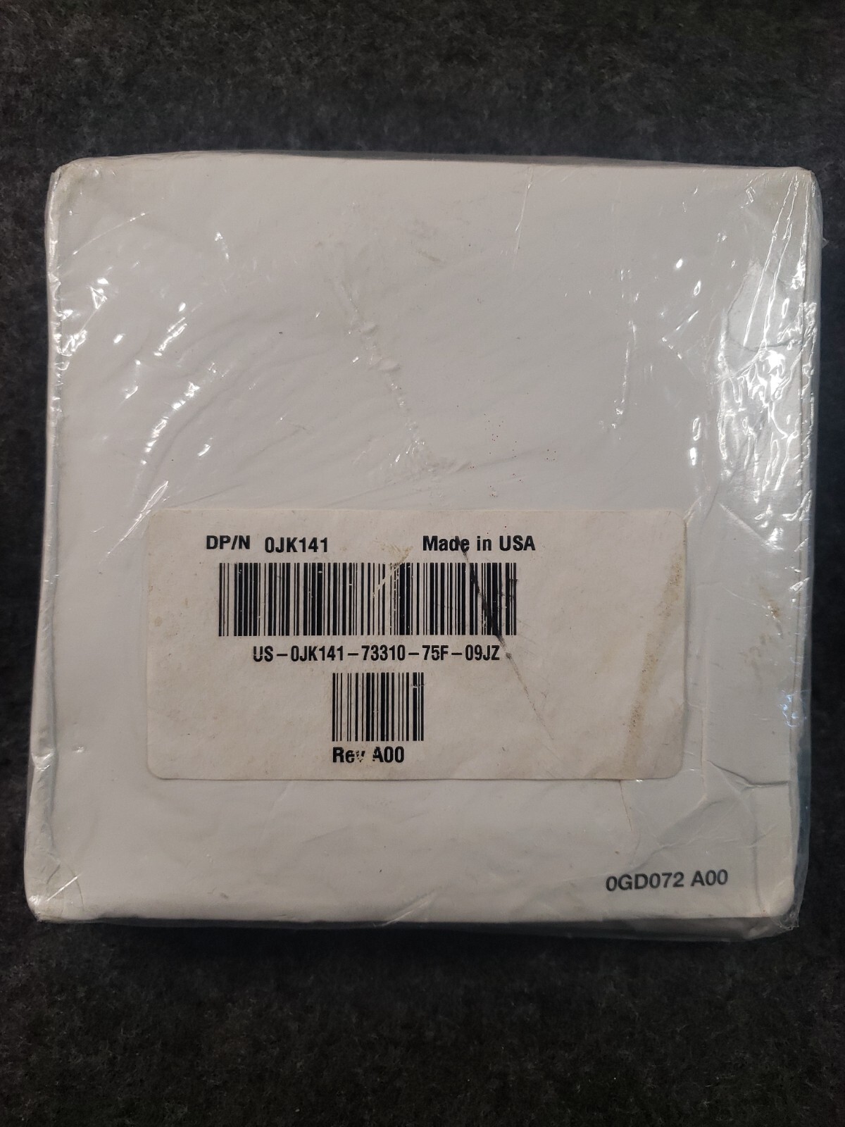 RED HAT ENTERPRISE LINUX WS VERSION 4 New Sealed …………………..(DS4D2)