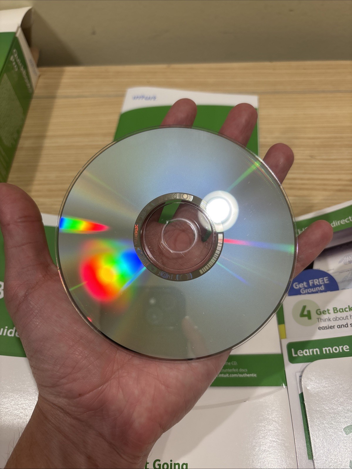Intuit QuickBooks Pro 2009 Accounting Software For Windows + Learning Quickbooks