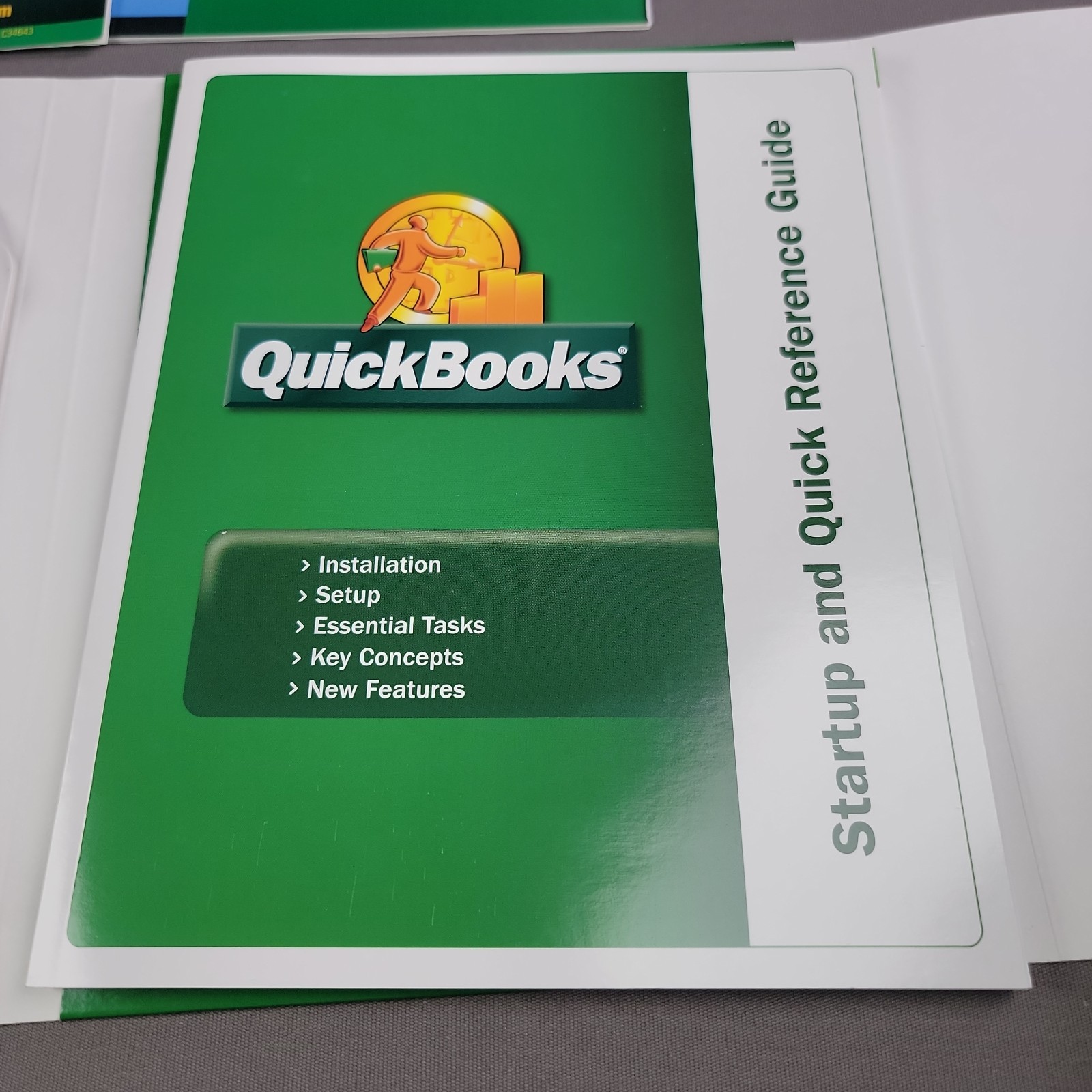 Intuit QuickBooks Pro Edition 2006 for Windows w/ Product Key Original Box