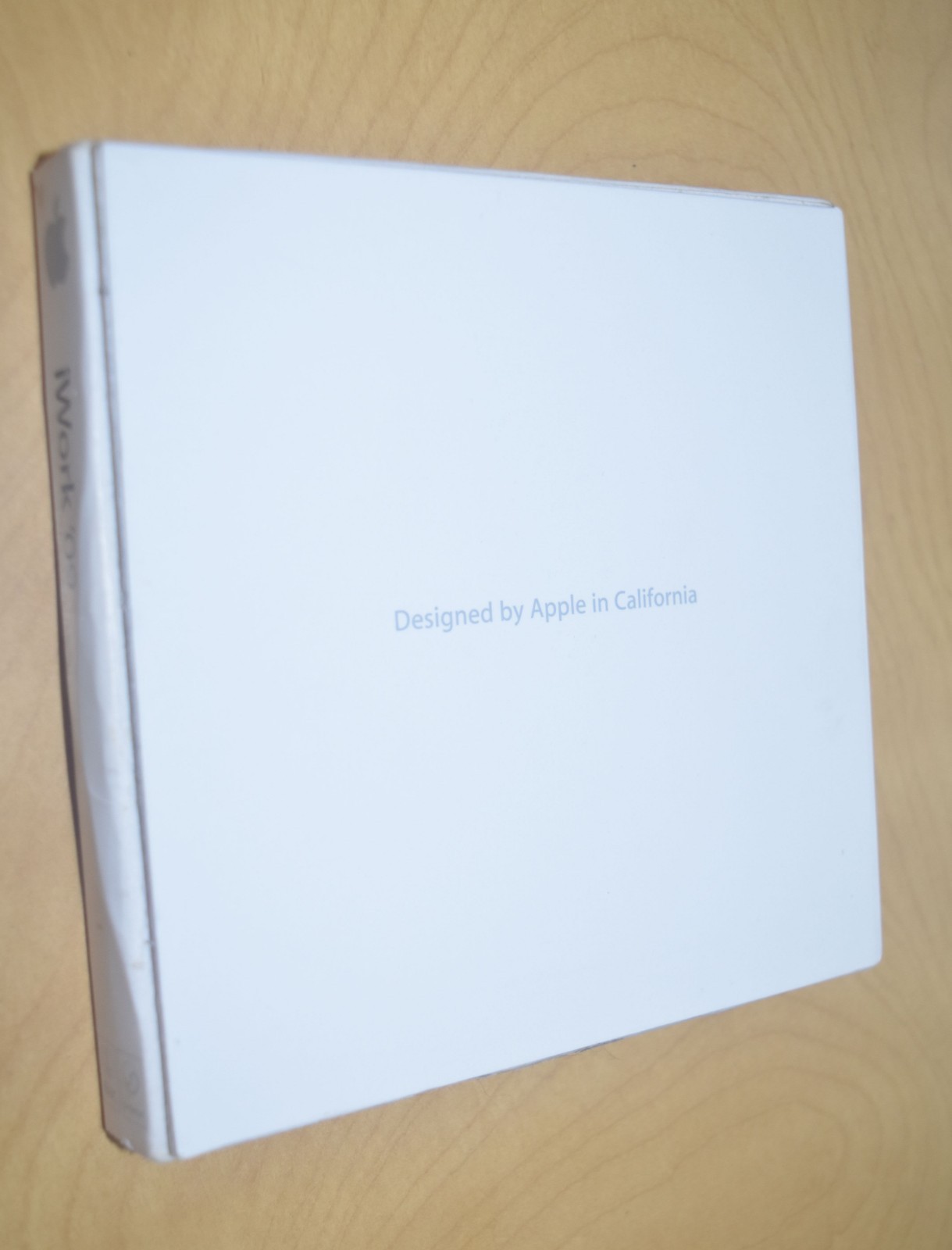 Apple iWork ’09 Retail Version 9.0.1 Full Version for Mac MB942Z/A 2269L6388A