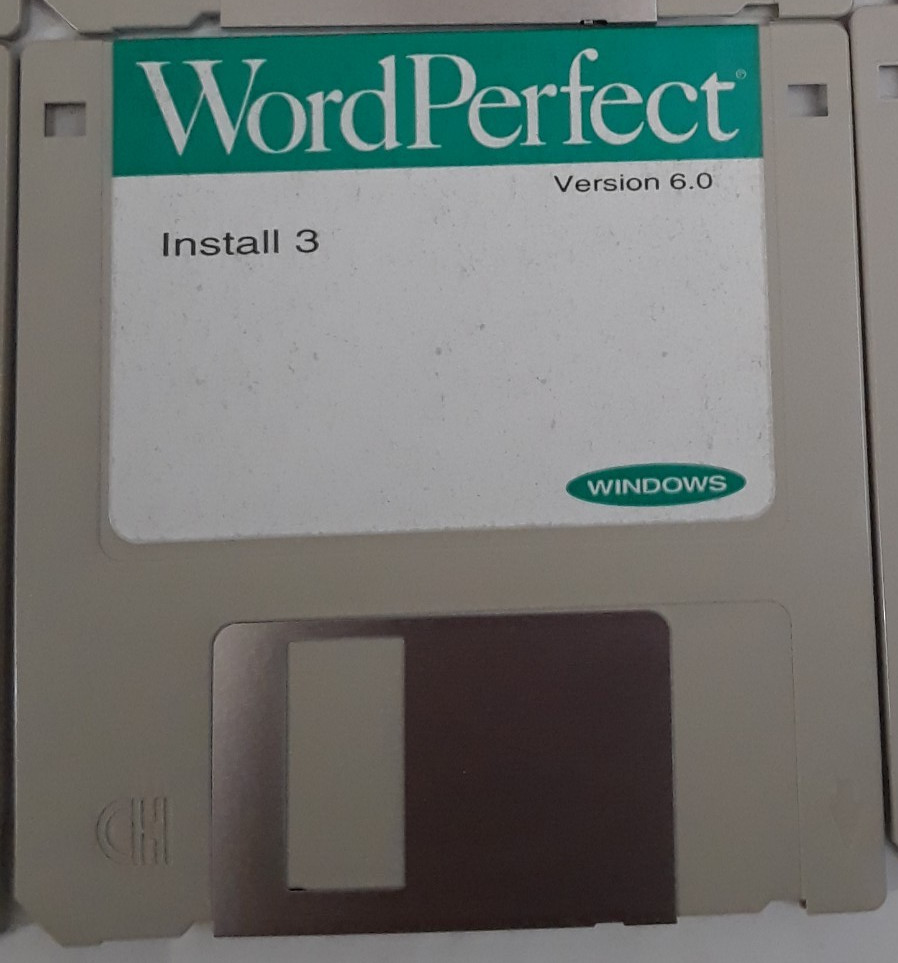 13 Assorted Word perfect 6.0 for DOS 3.5 in Floppy Disks Vintage Programs