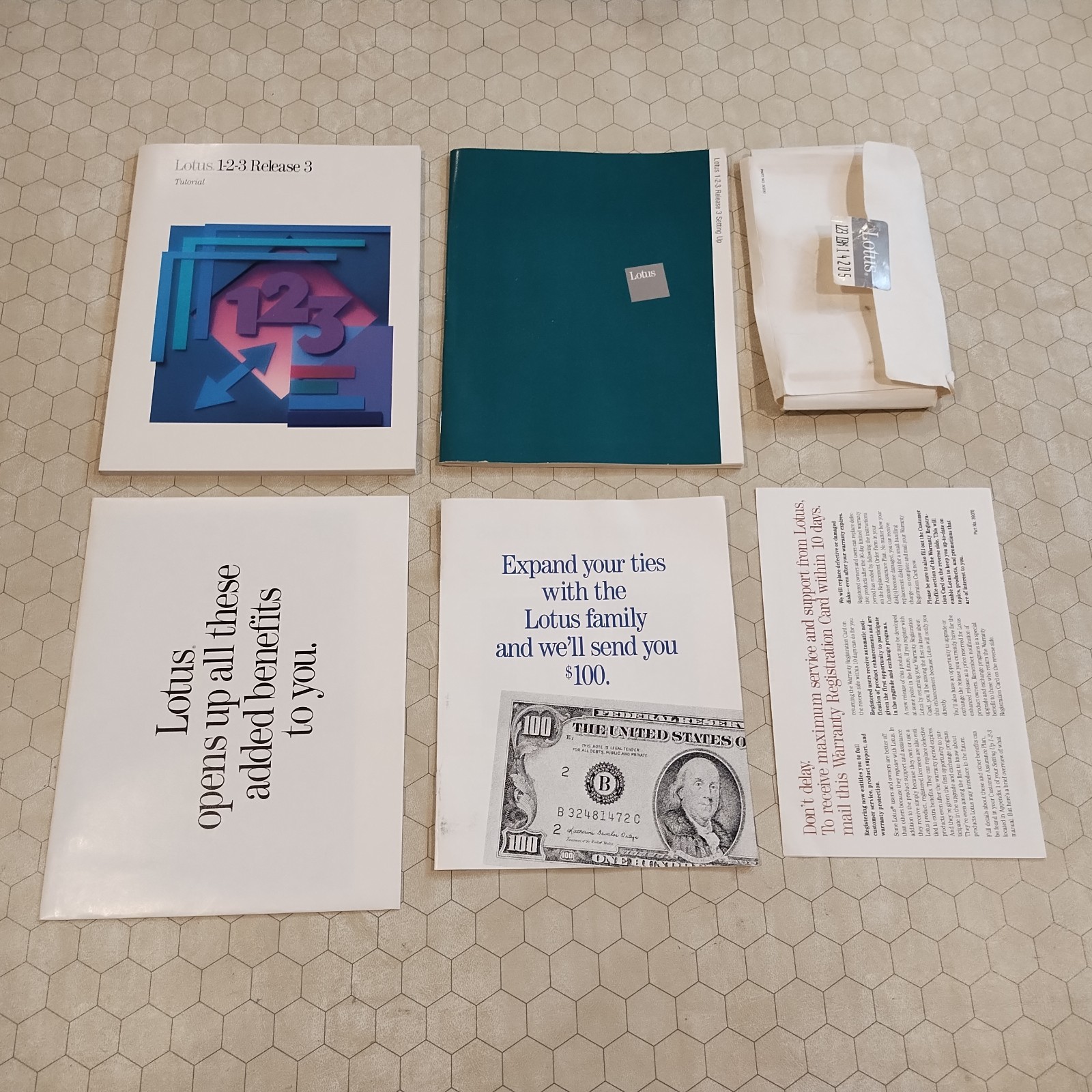 Lotus 1-2-3 Version 3.0, 3.5″ disks, original box/manuals, spreadsheet, 1989!