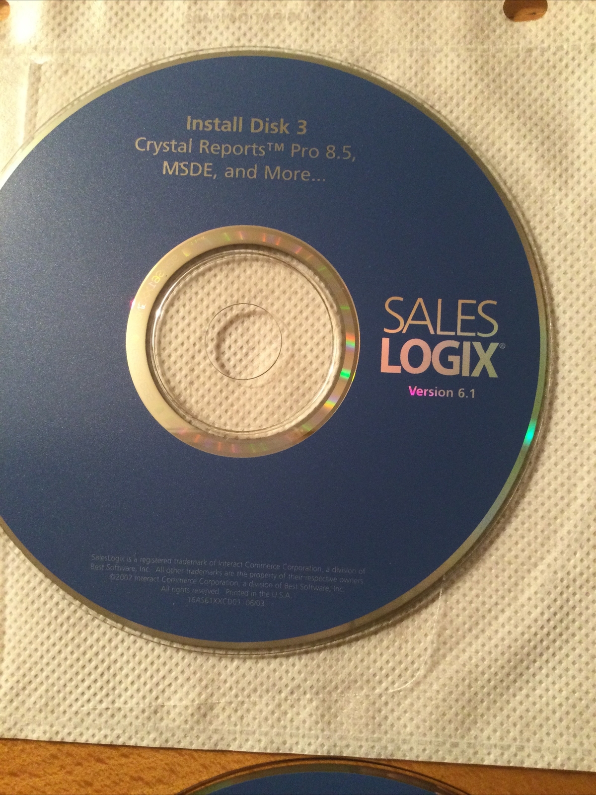 Brand New. SalesLogix 6.1 .Integrated CRM Suite. Crystal Reports Pro 8.5, Etc