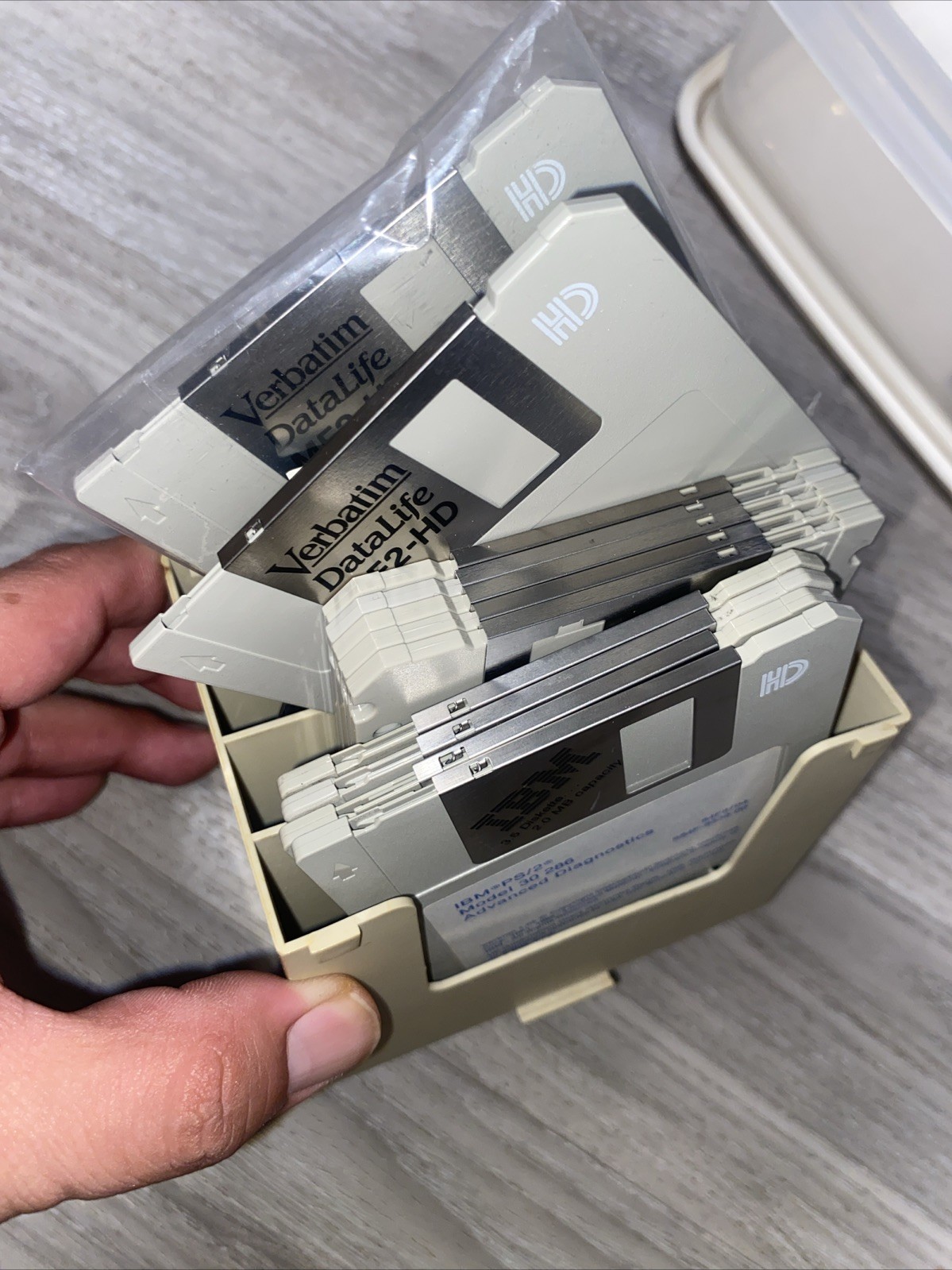 22 Assorted Wordperfect 6.0 for DOS 3.5″ Floppy Disks Vintage Programs