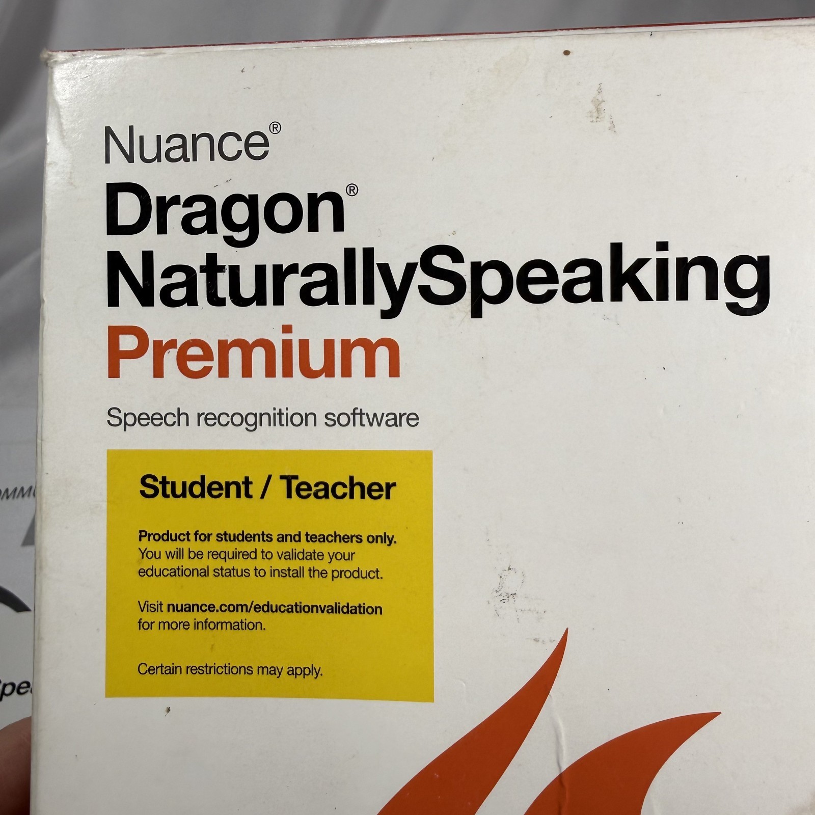 Nuance Dragon Naturally Speaking Premium v 13 Student/Teacher K609A-F55-13.0 NOB