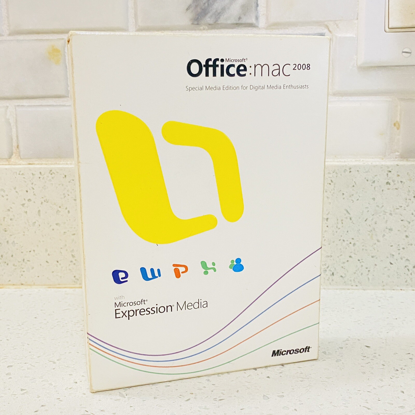 Microsoft Office: mac 2008 Microsoft Expression Media Japanese w/ Product Keys