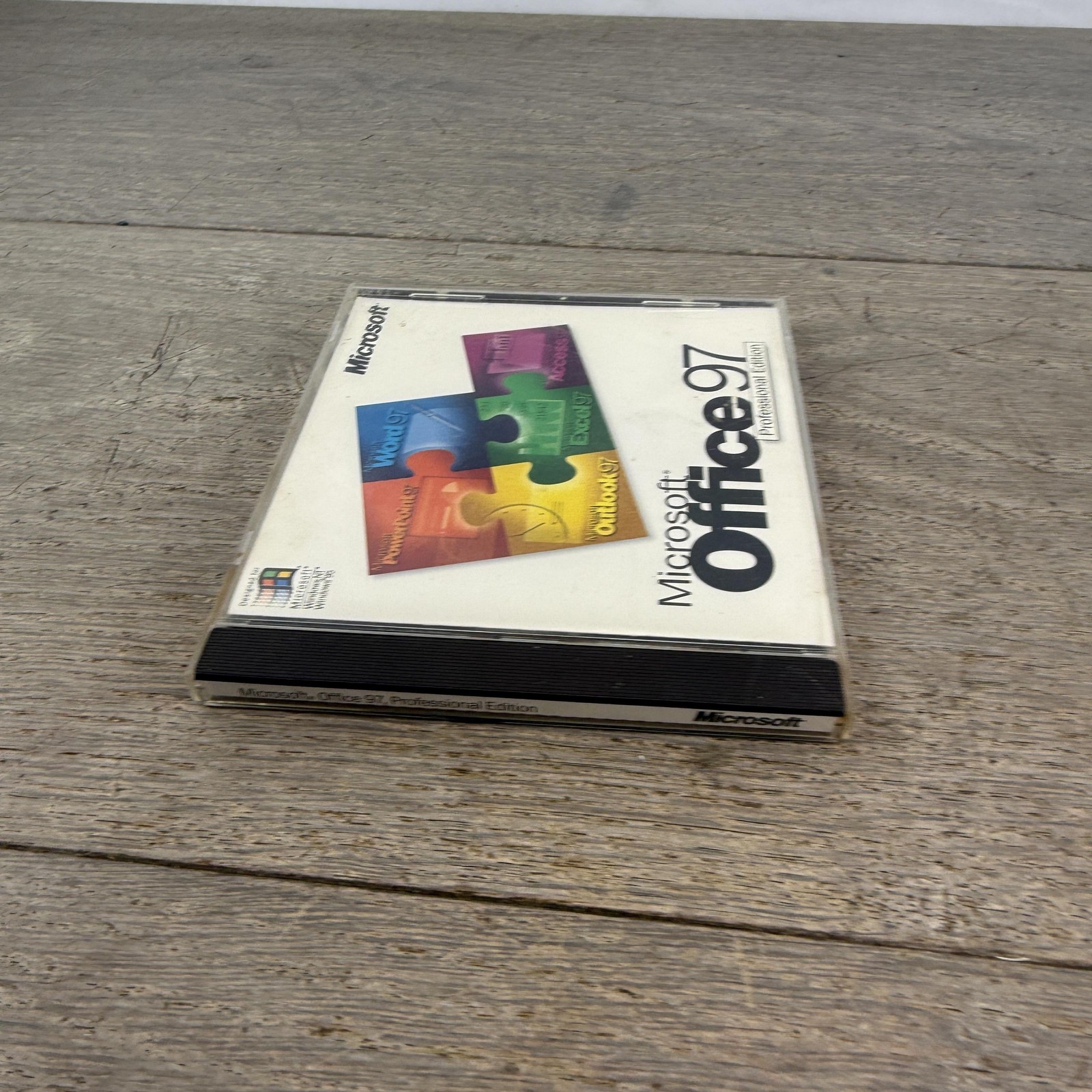 Microsoft Office 97 Professional Edition CD Windows 95 NT English Retail Suite