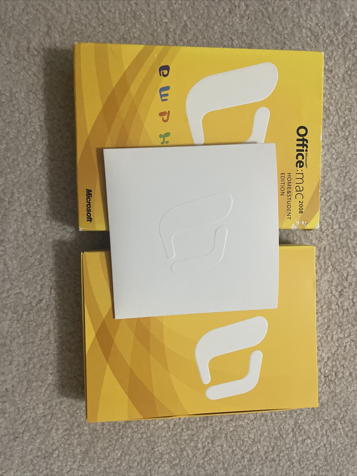 Microsoft Office 2008 Home and Student Edition for Mac 3 License Keys Pre-owned