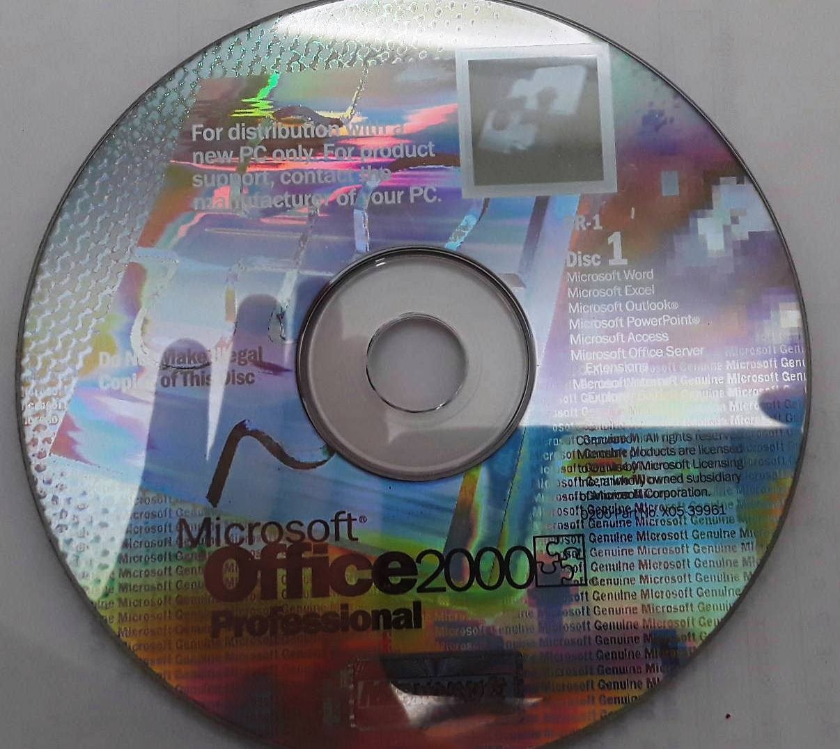 Microsoft Office 2000 Professional Full Version w/ 5 Key License for 5 PCs