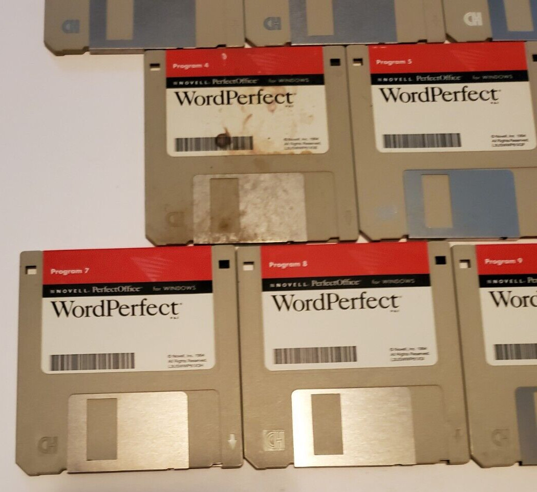 Novell WordPerfect for Windows lot of 11 – 3.5″ HD Diskettes – 1994