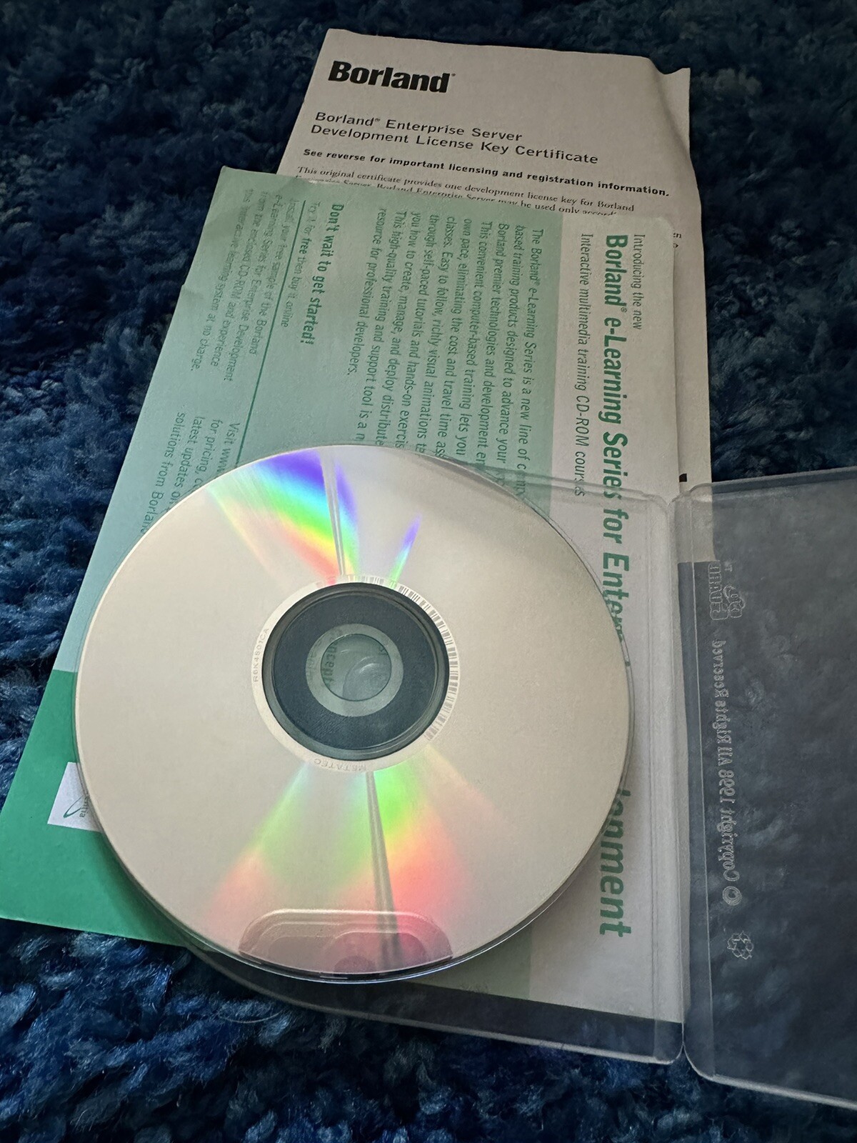 Borland Enterprise Server ! Two original disks with Serial & Authorization KEY !