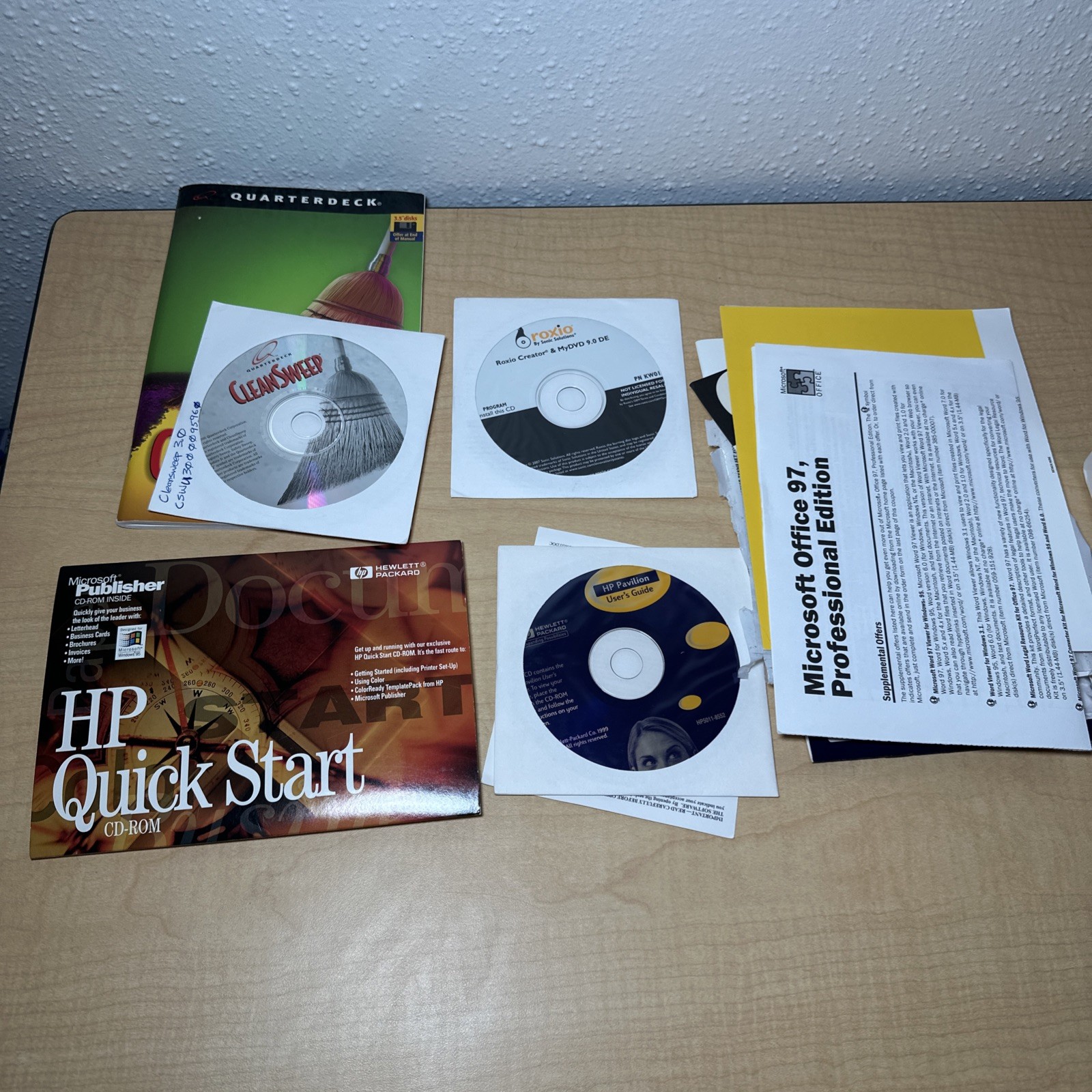 Microsoft Office 97 Professional Edition Upgrade Big Box product key And Extras