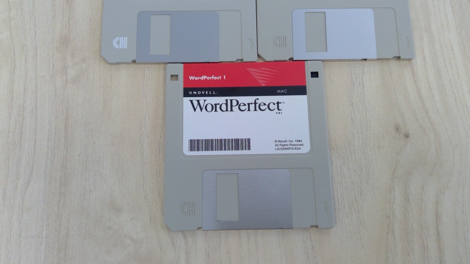 Novell Word Perfect Floppies (6)