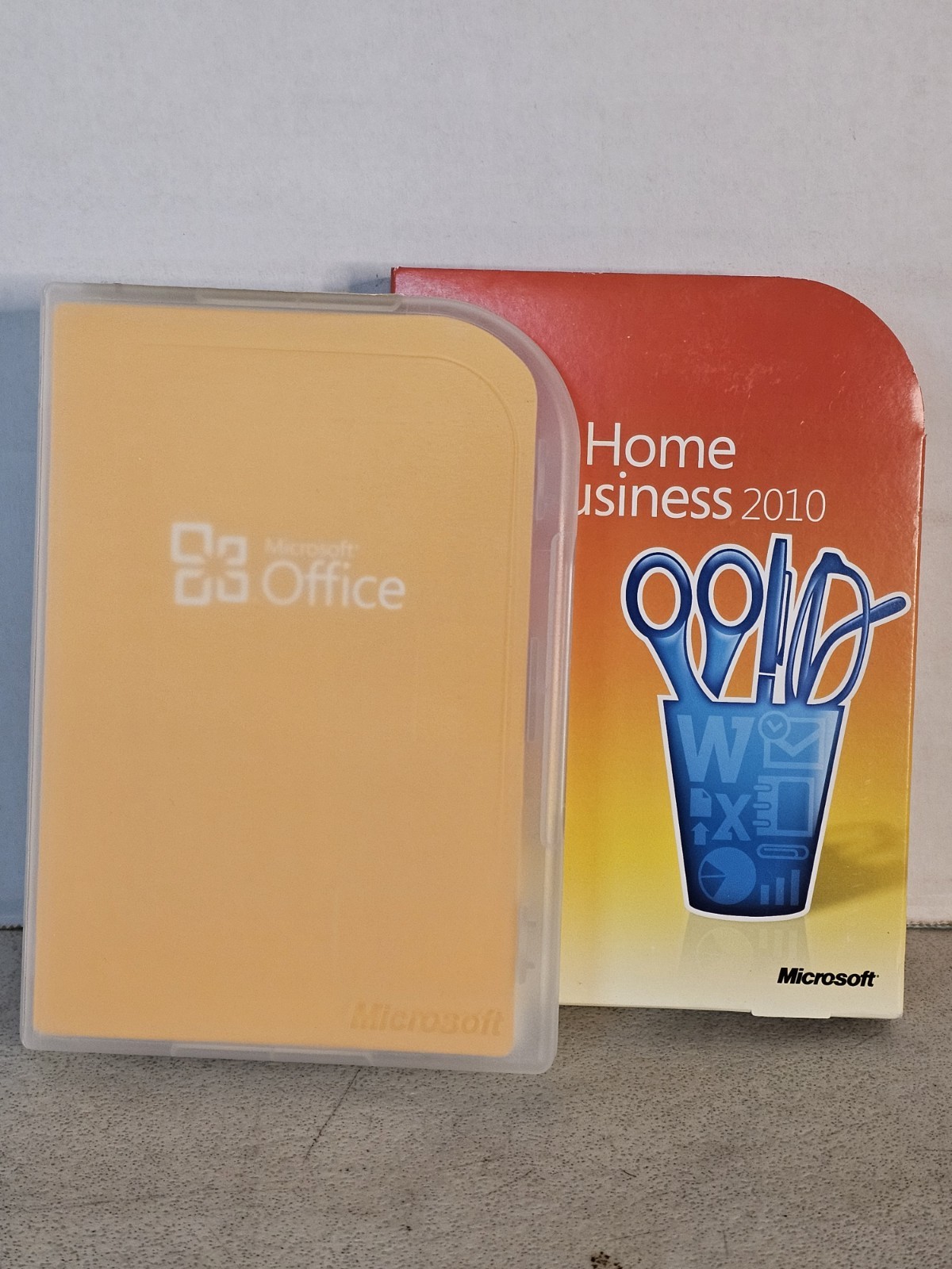 Microsoft Office Home and Business 2010 / Full Retail T5D-00417 / Genuine Key