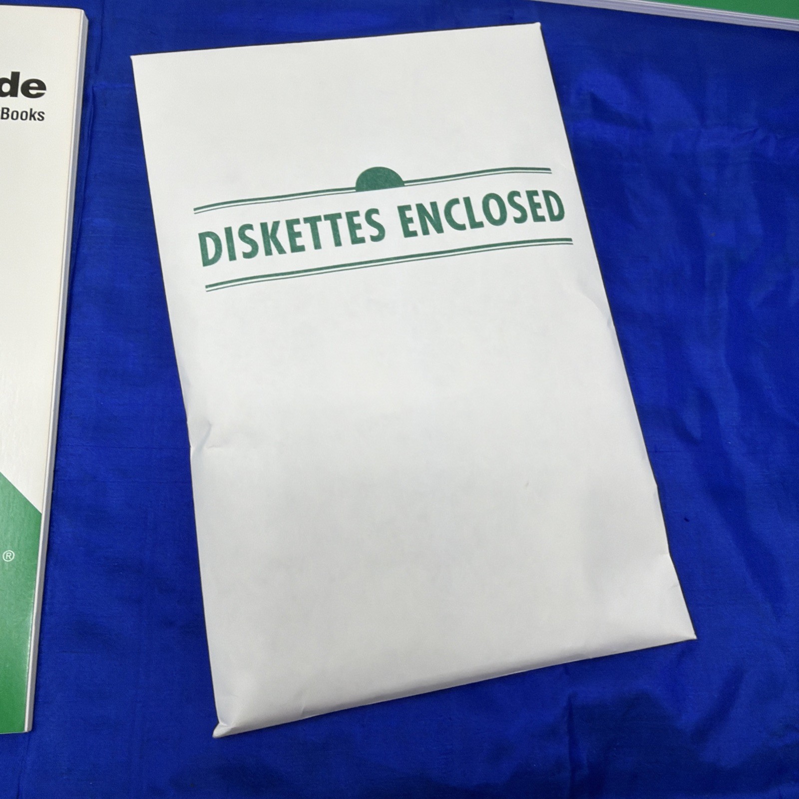 QuickBooks for Macintosh Version 3.0 Floppy Disk Vintage Accounting Software