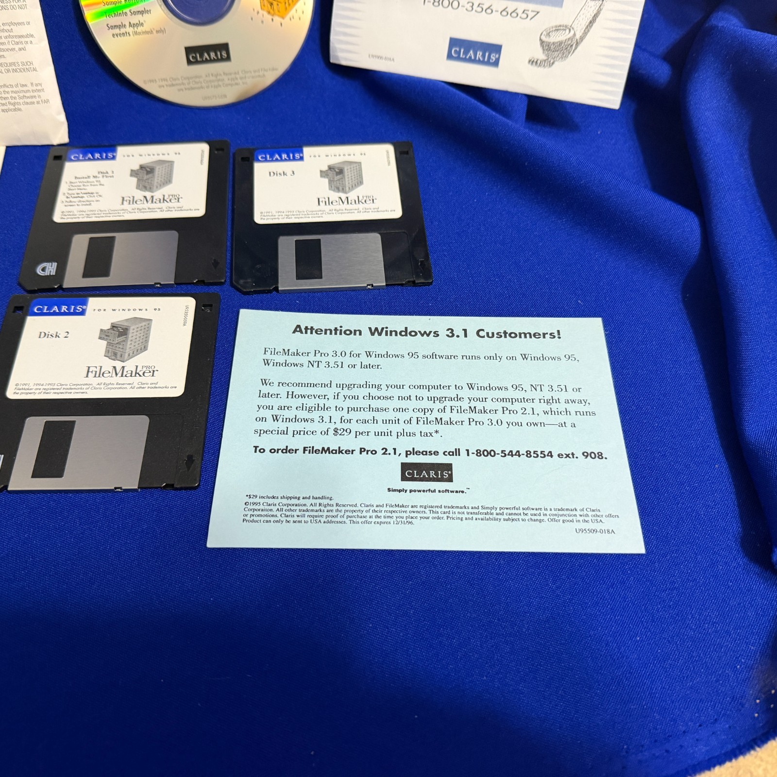 Vintage 1995 Claris FileMaker Pro 3.0 for Windows 95 – CD + 3 Floppy Disks + Doc