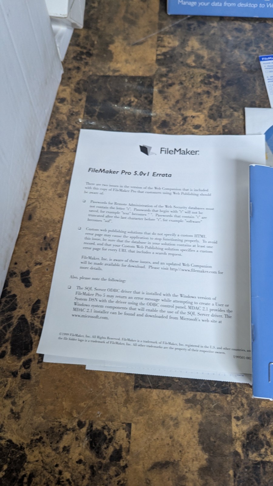 Filemaker Pro 5 + Key And Server 5 – VTG Windows W/ Box Authentic