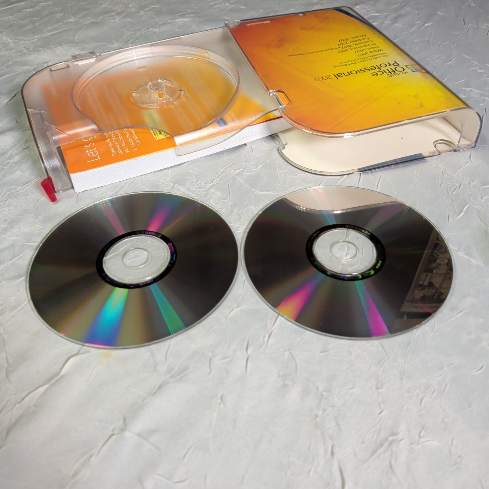 Microsoft Office 2007 Professional Full English Retail Version w/ Product Key