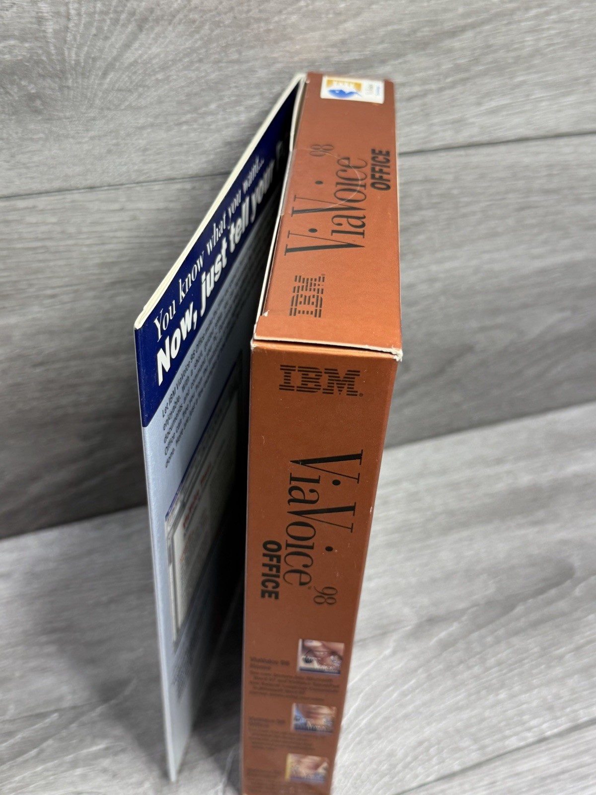IBM ViaVoice 98 Office Edition Talk To Text Windows 95 Big Box PC CD-ROM