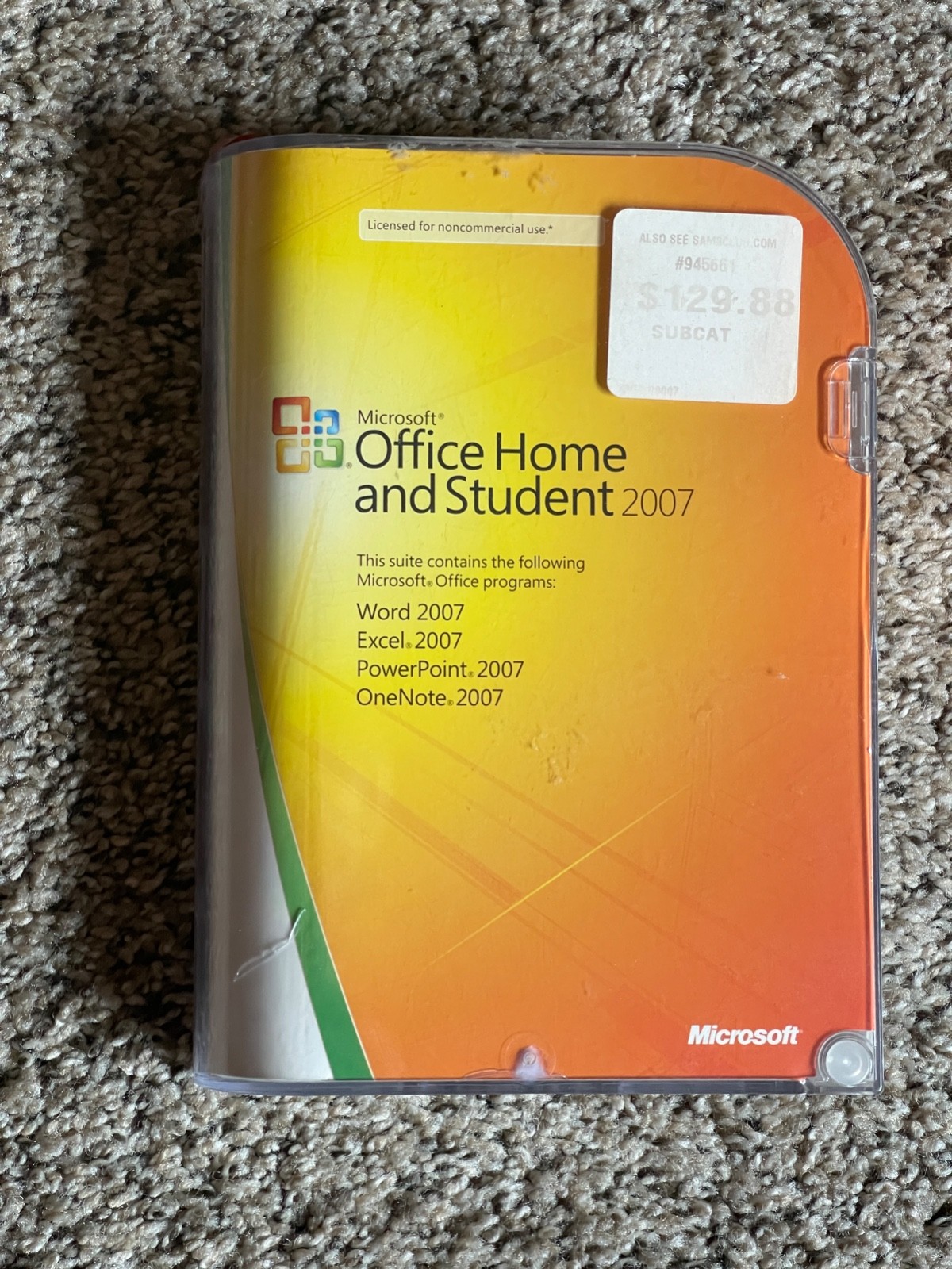 Microsoft MS Office 2007 — Home and Student — Licensed, Retail Box