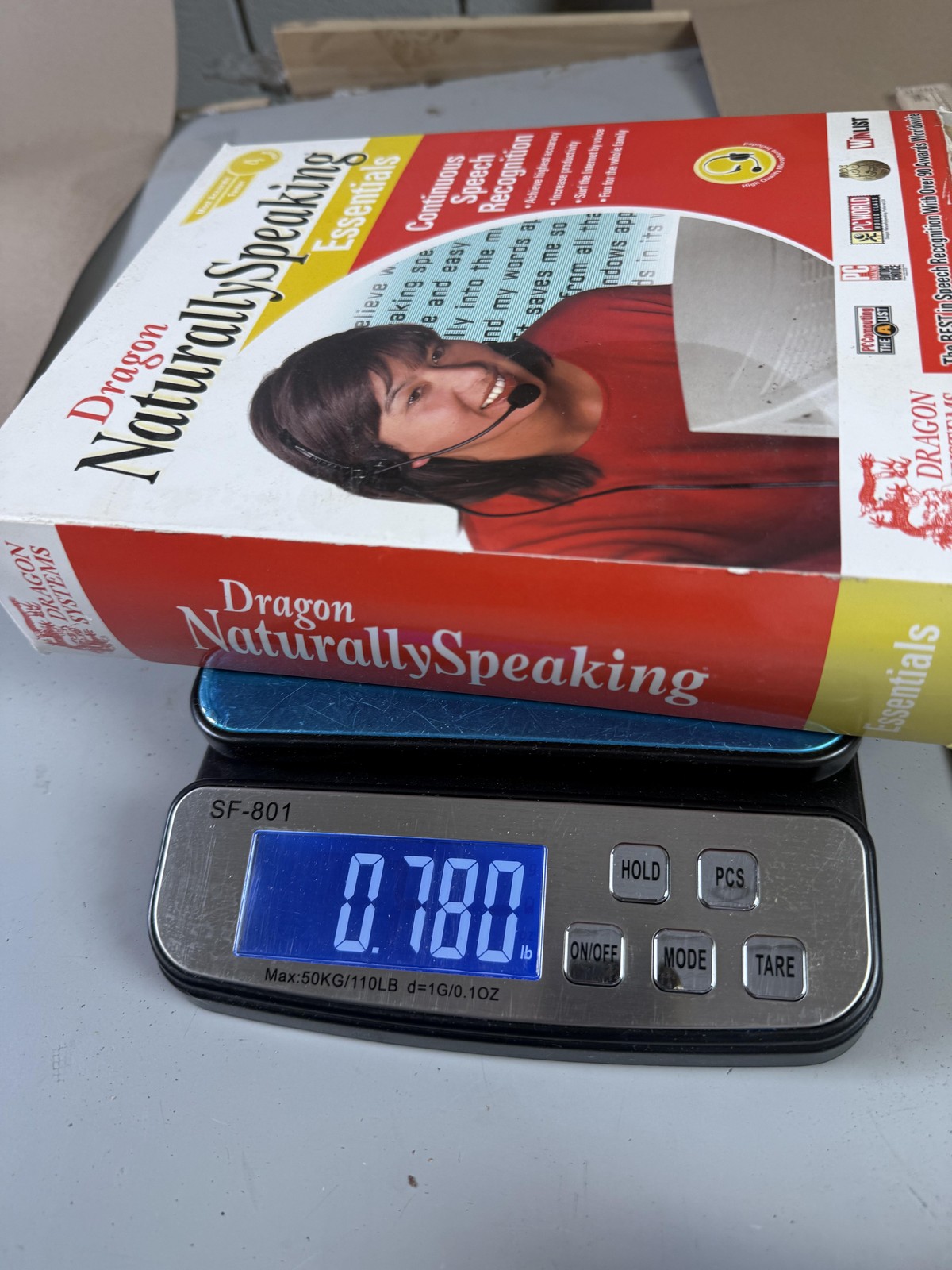 Dragon NaturallySpeaking Essentials Speech Recognition Windows 95 98 CD Software