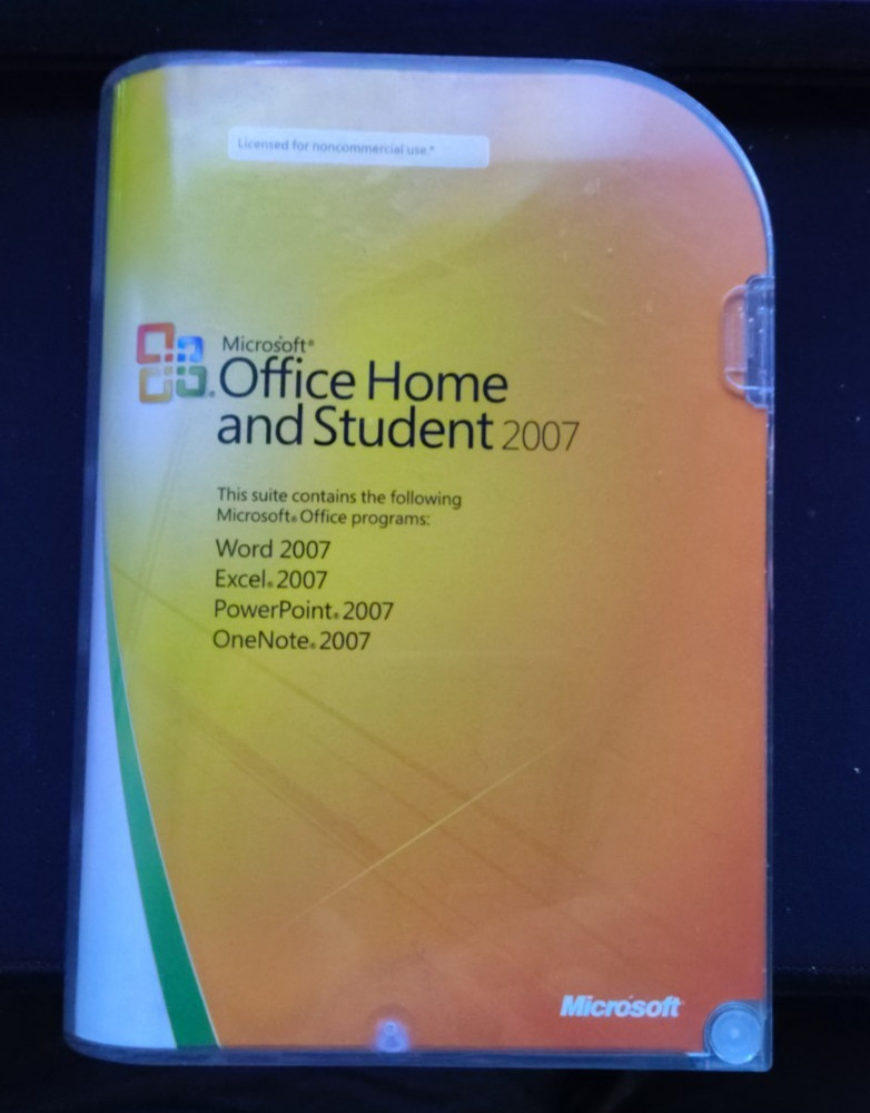 Microsoft MS Office 2007 Home and Student Licesned for 3 PCs B12