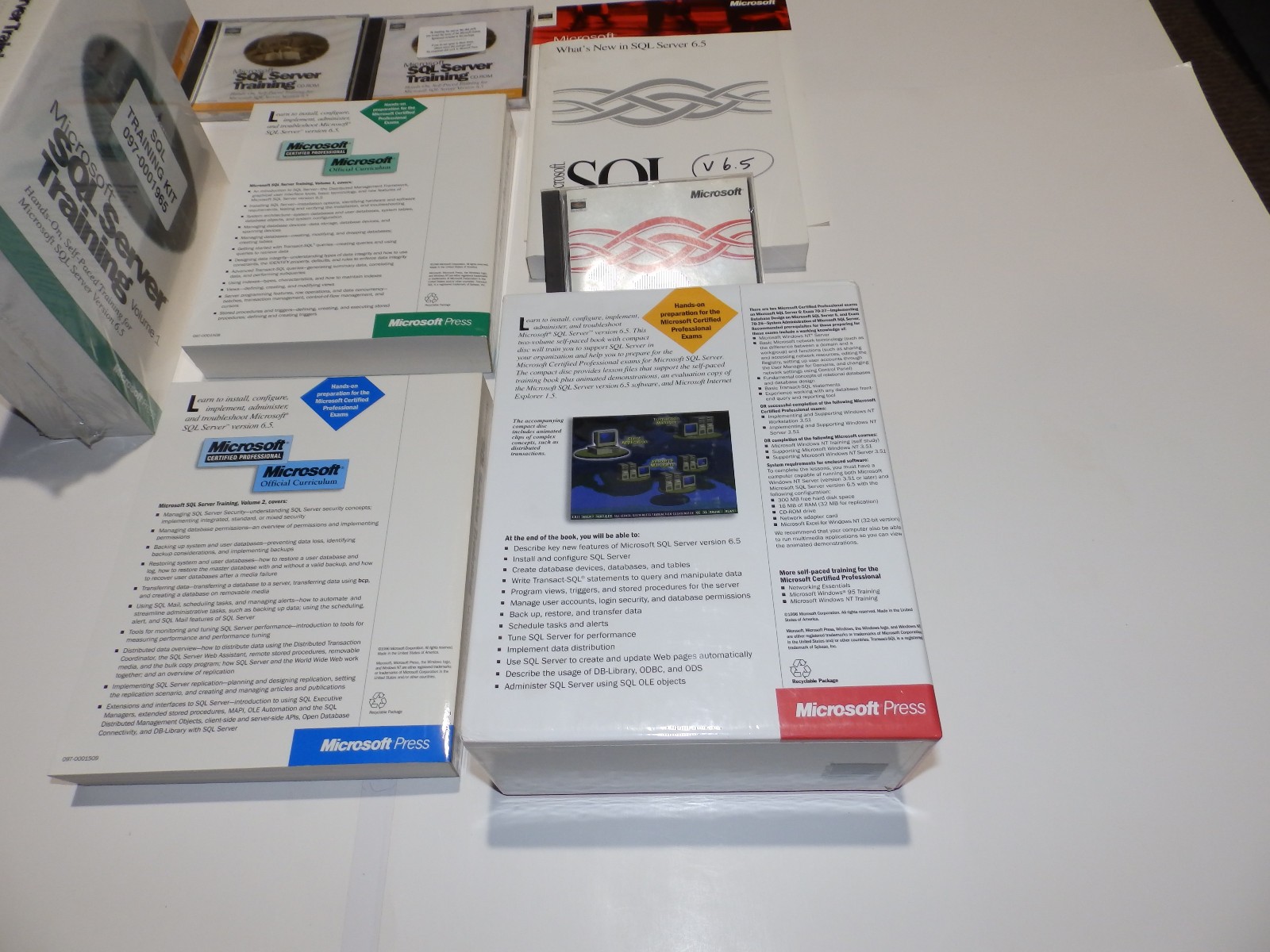 Vintage Software – Microsoft SQL Server v6.5 & v4.21 (full), v2000 EE (eval kit)