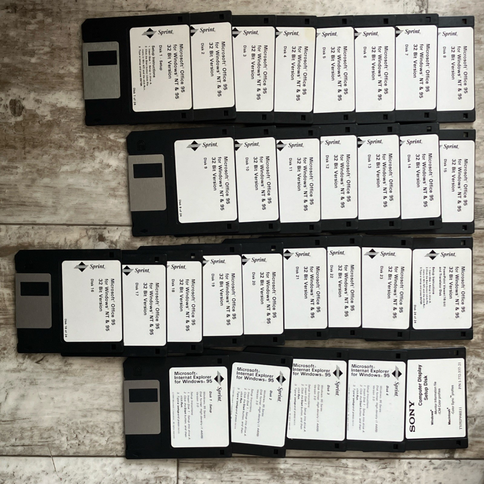 Vintage Microsoft Office 95 Windows NT & 95 32 Bit Version 3.5in Floppy Disk Set