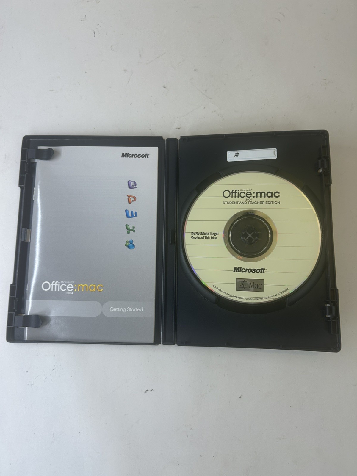 Microsoft Office Mac Student and Teacher Edition 2004 w/ 3 product keys