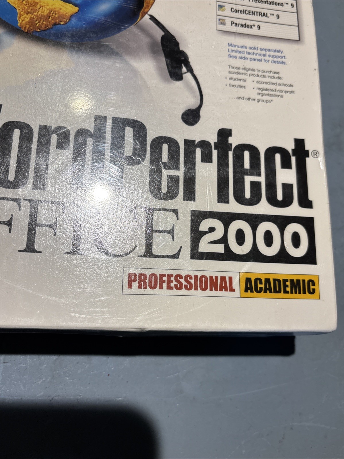 Word Perfect Office 2000 Professional Academic WordPerfect 2000 NEW