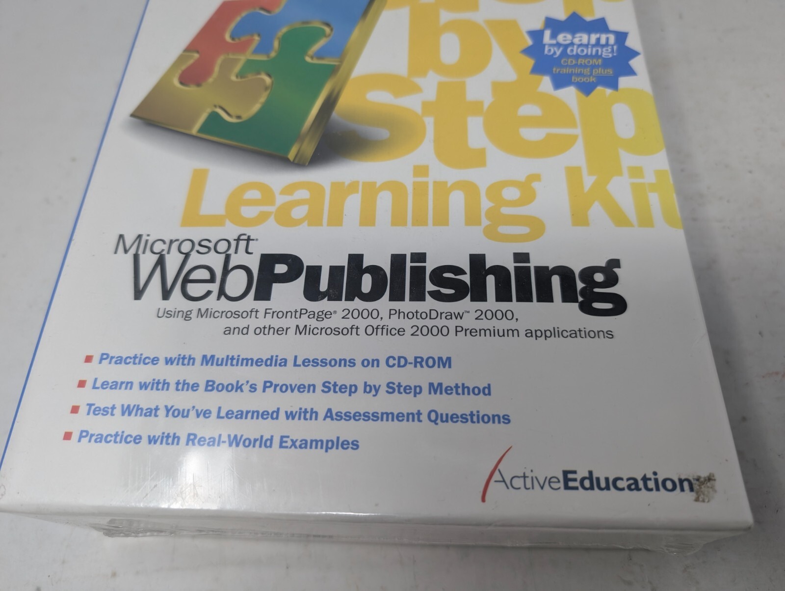 WEB PUBLISHING STEP BY STEP LEARNING KIT By Microsoft Press 2000 (238)