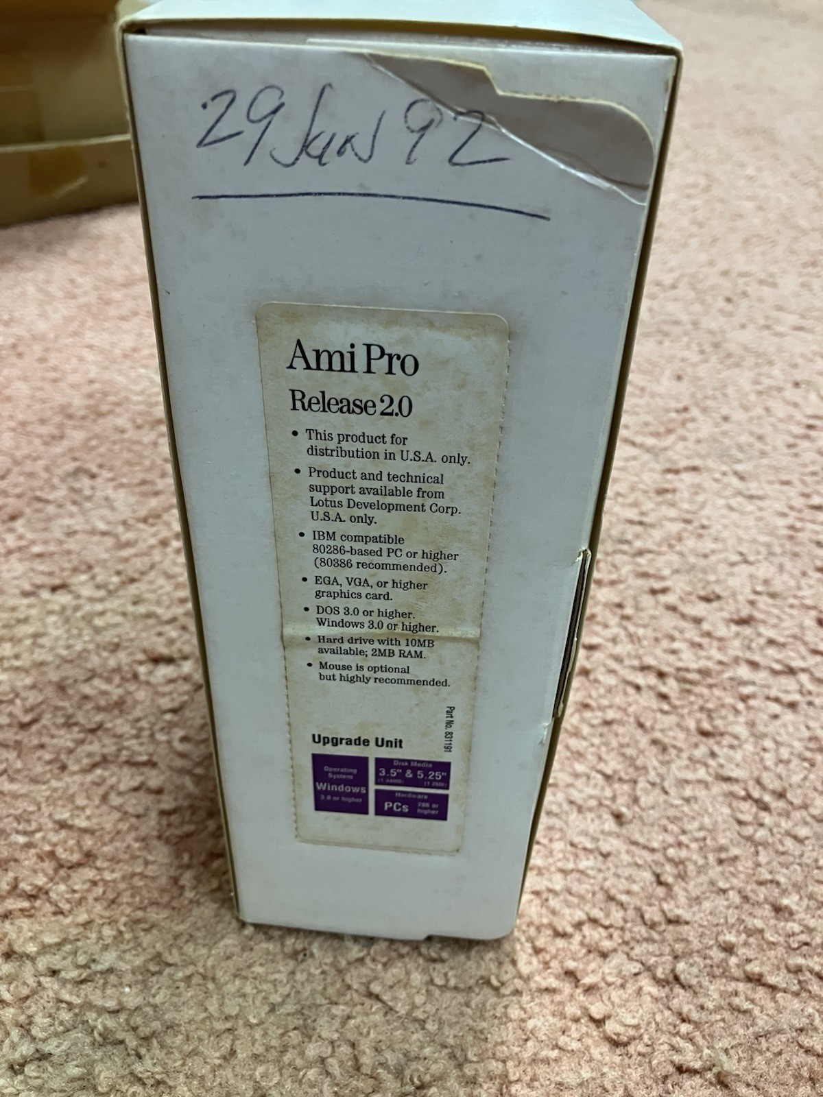 LOTUS AMI PRO FOR WINDOWS RELEASE 2.0 W/ GUIDES, FLOPPY DISKS