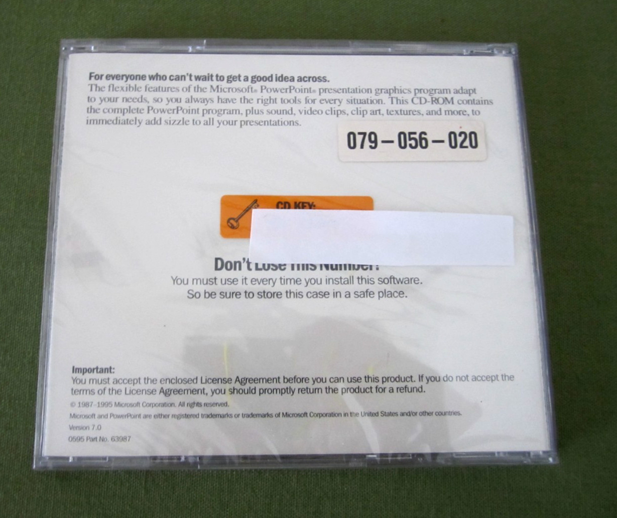 New ! Microsoft Office Windows 95 Power Point & Floppy Disks & Booklet w/ Key